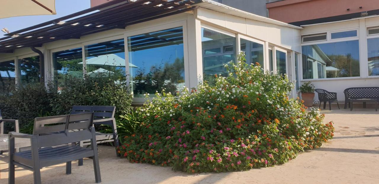 פרג'נה Hotel Corallo מראה חיצוני תמונה