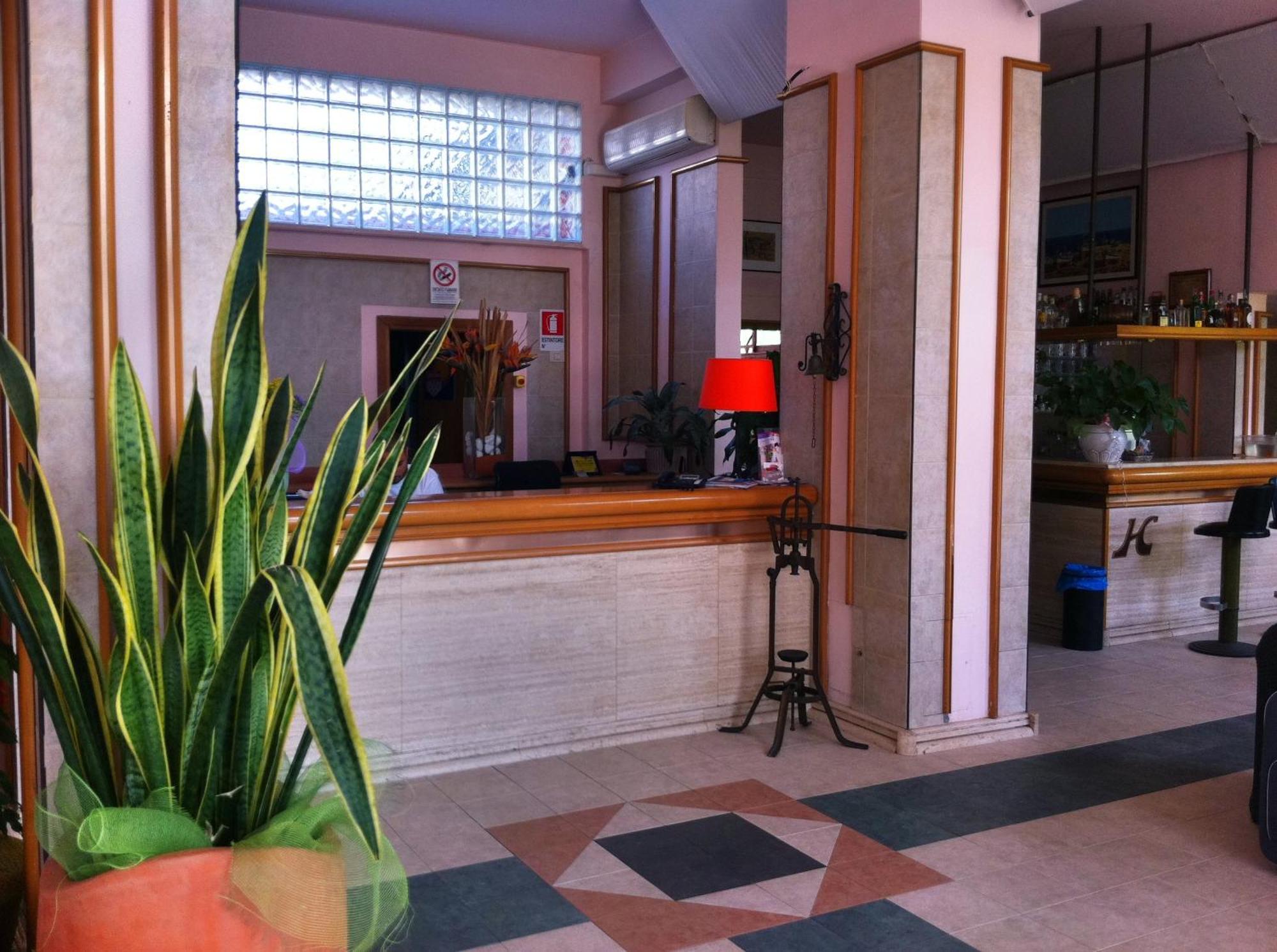 פרג'נה Hotel Corallo מראה חיצוני תמונה